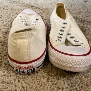 Converse chuck taylor low tops